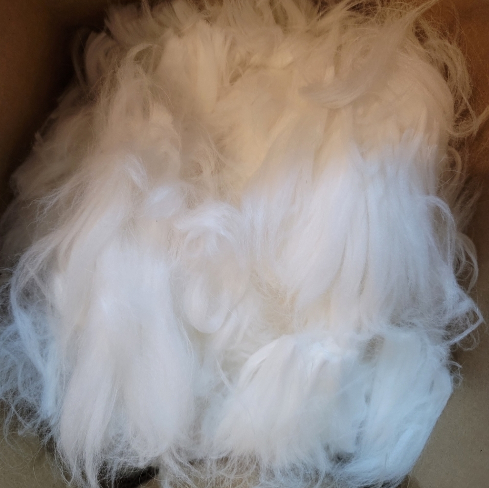 Prime Angora Rabbit Fiber 8.45 oz - Picture 4 of 6